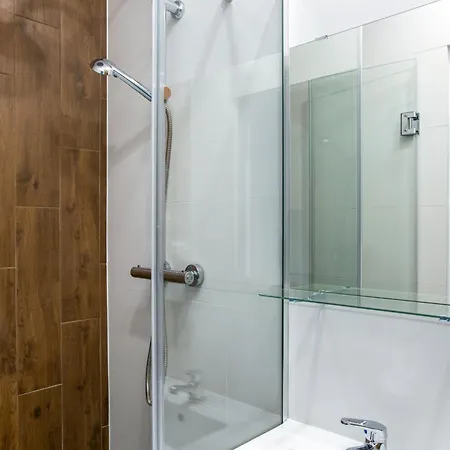 Adler Hotel apartamentowy 3*